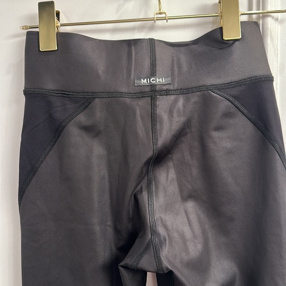 🐈⬛MICHI Black Mesh “INSTINCT” Workout Leggings - size XS- *worn once*🐈⬛ - Picture 5 of 6